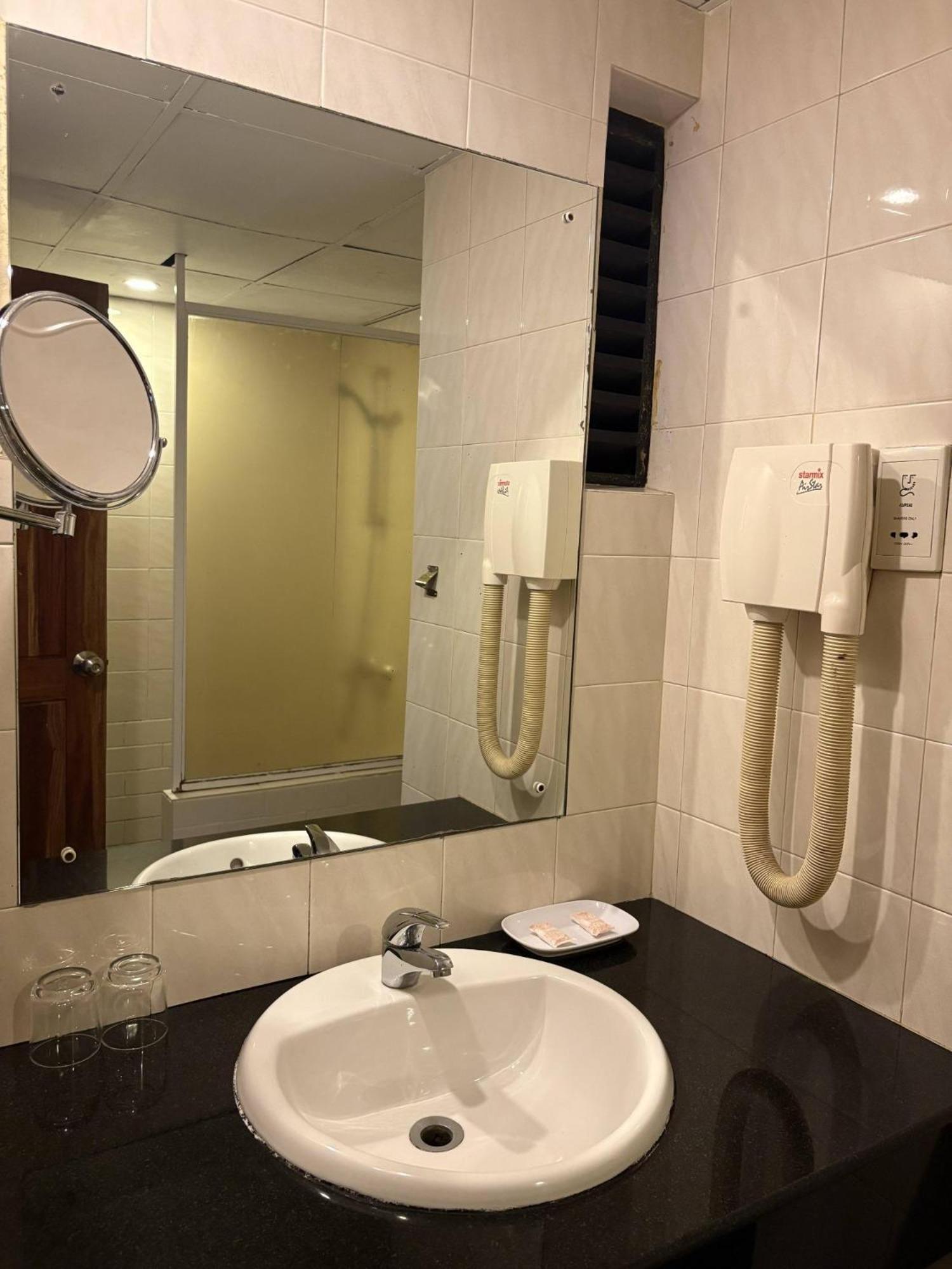 Hotel Janaki Colombo