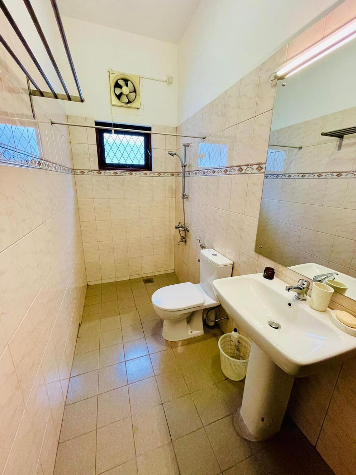 The Regenta, Skelton Road, Cmb05 * Colombo