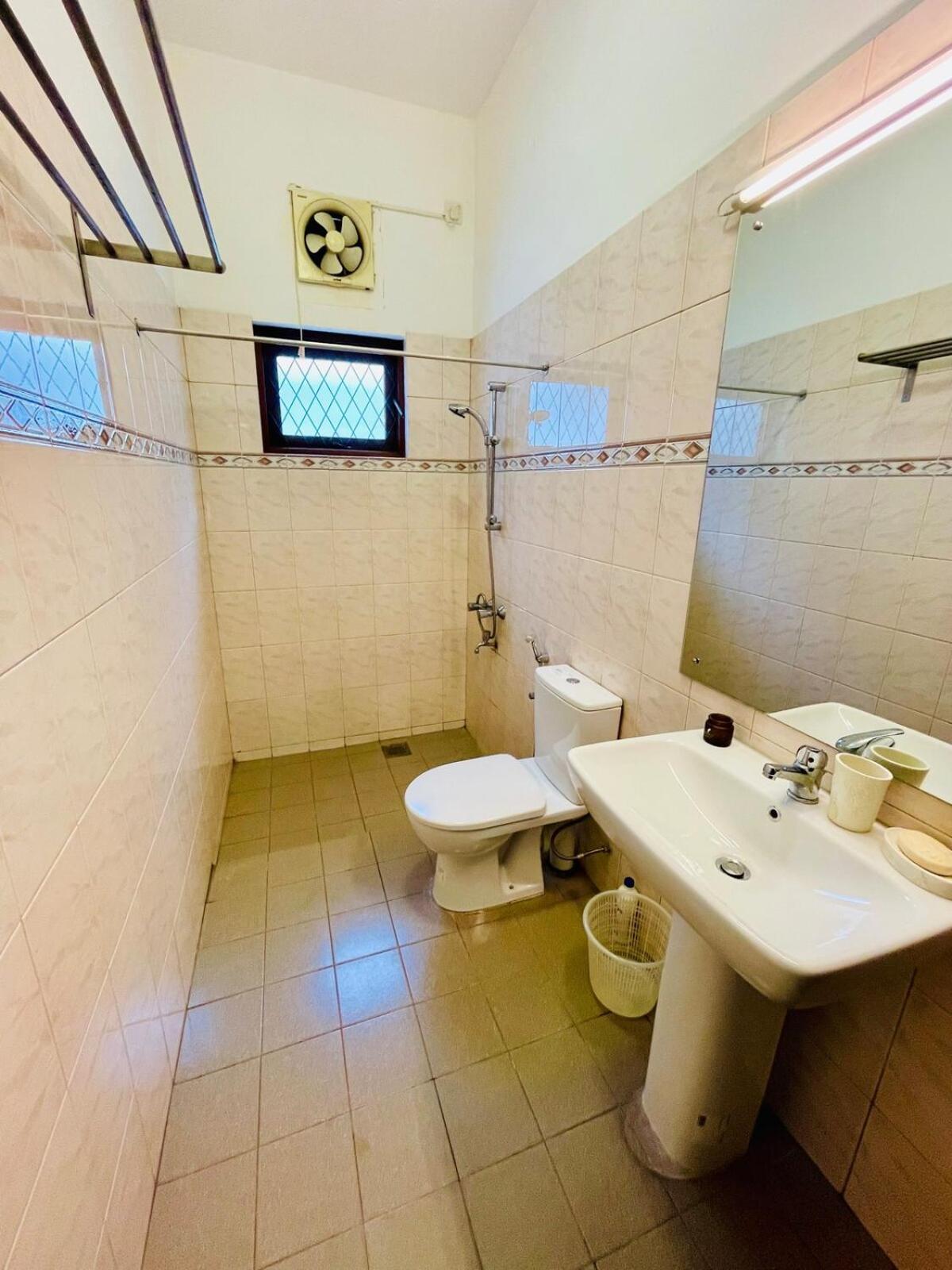The Regenta, Skelton Road, Cmb05 * Colombo