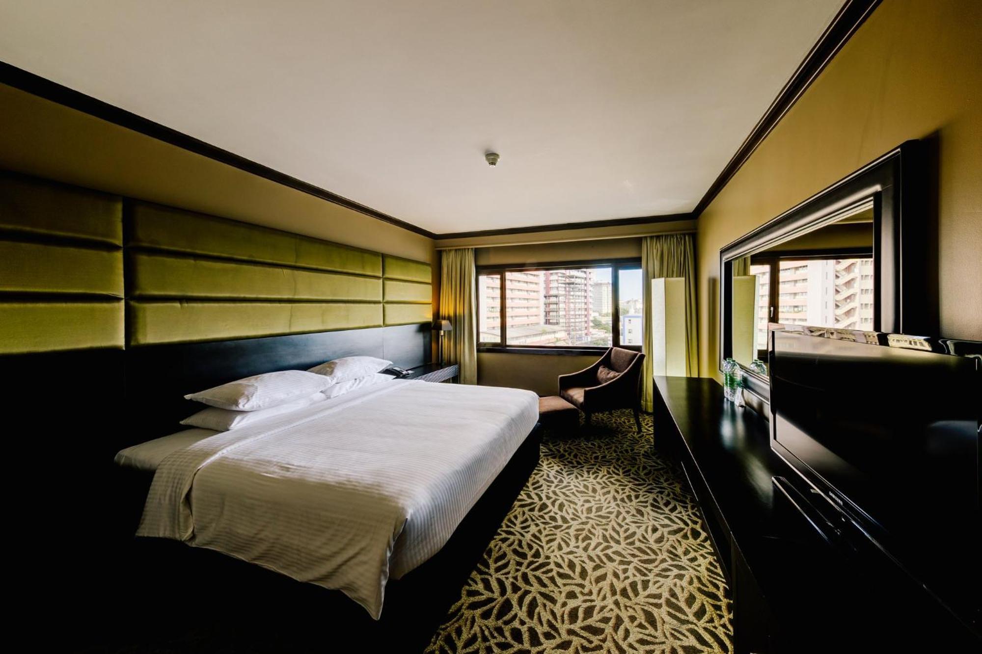 Hotel Cinnamon Lakeside 5*