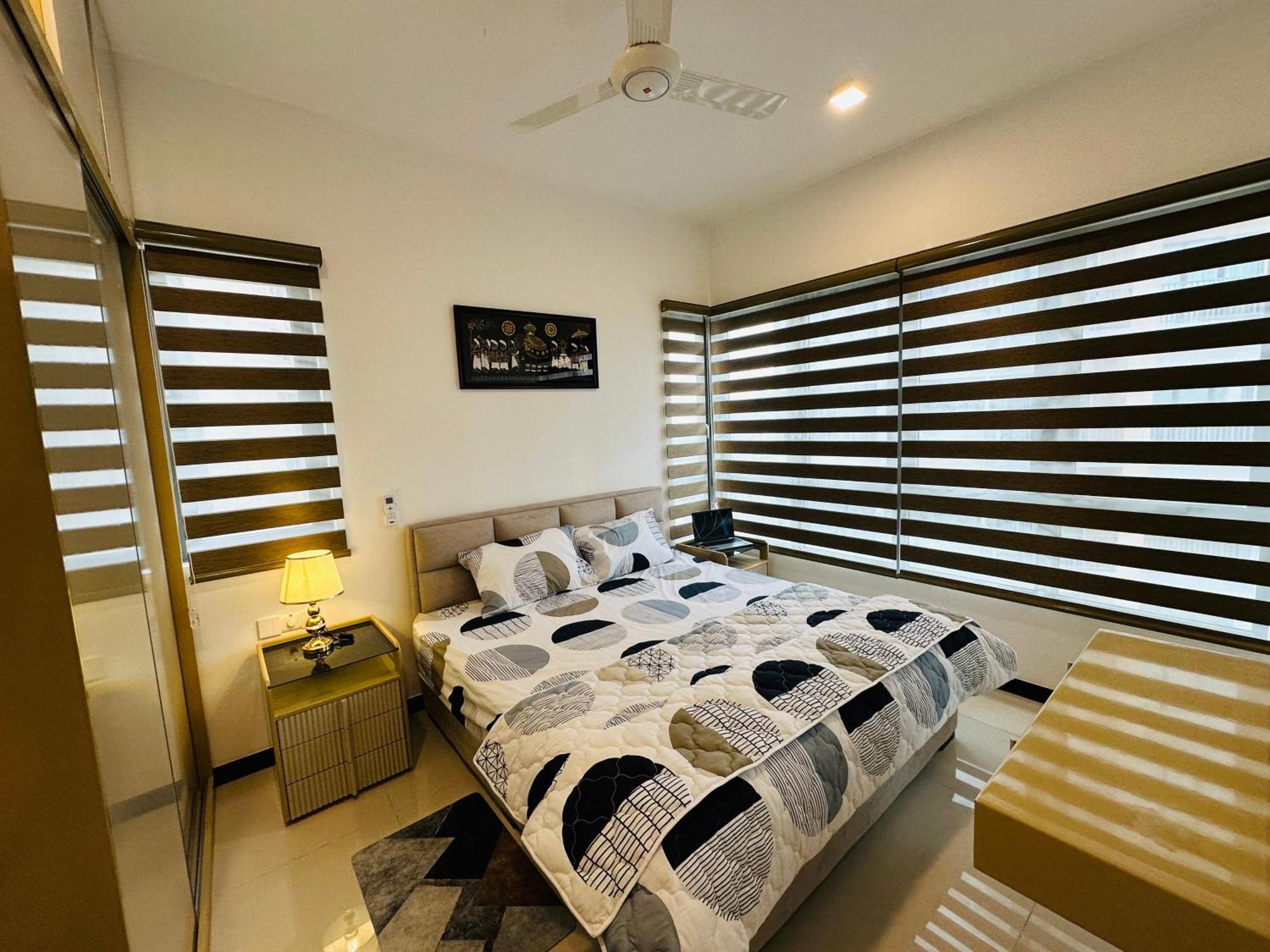 Luxury Two Bedroom Trizen *