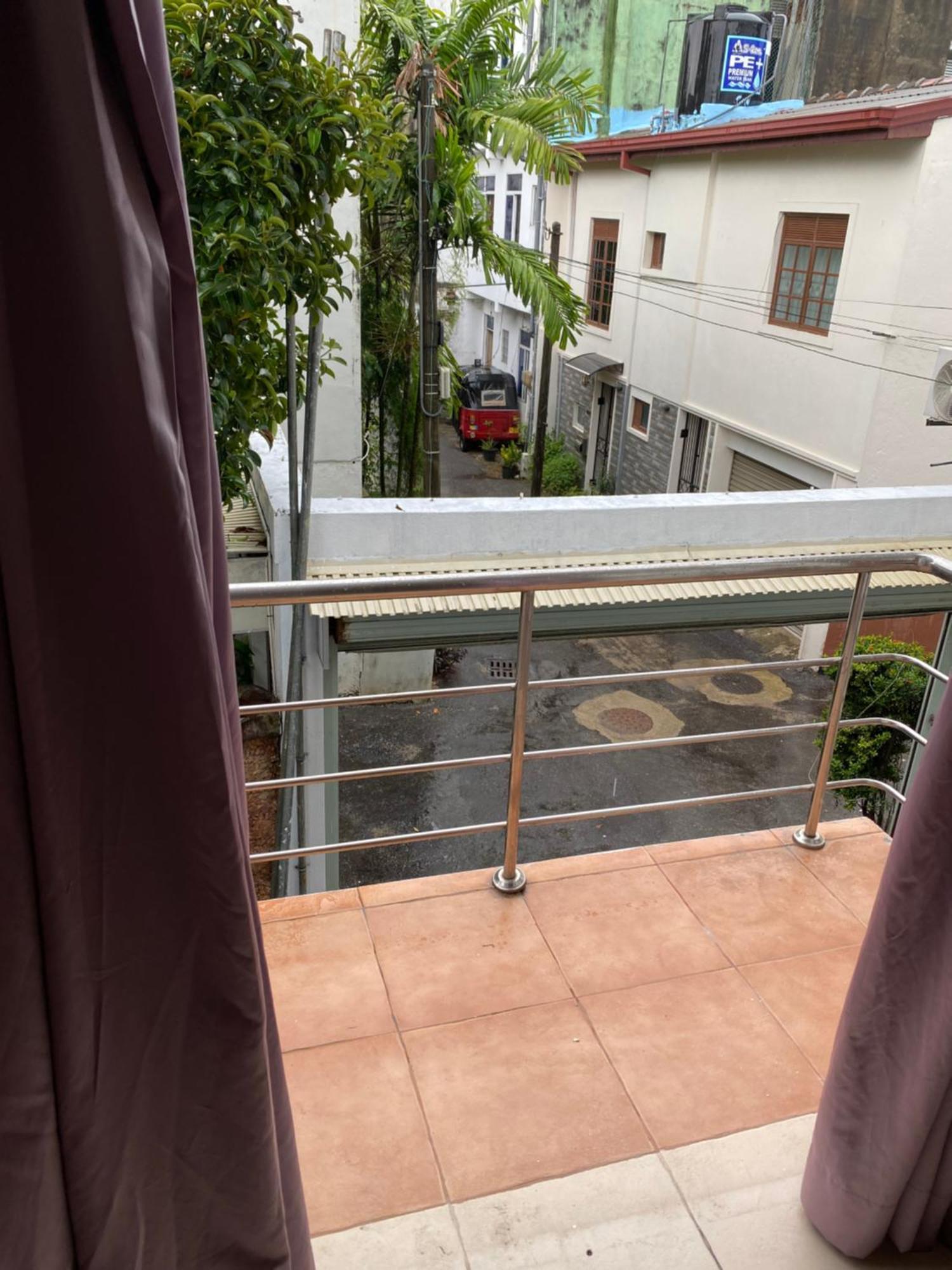 1 Bedroom In Thimbirigasyaya * Colombo