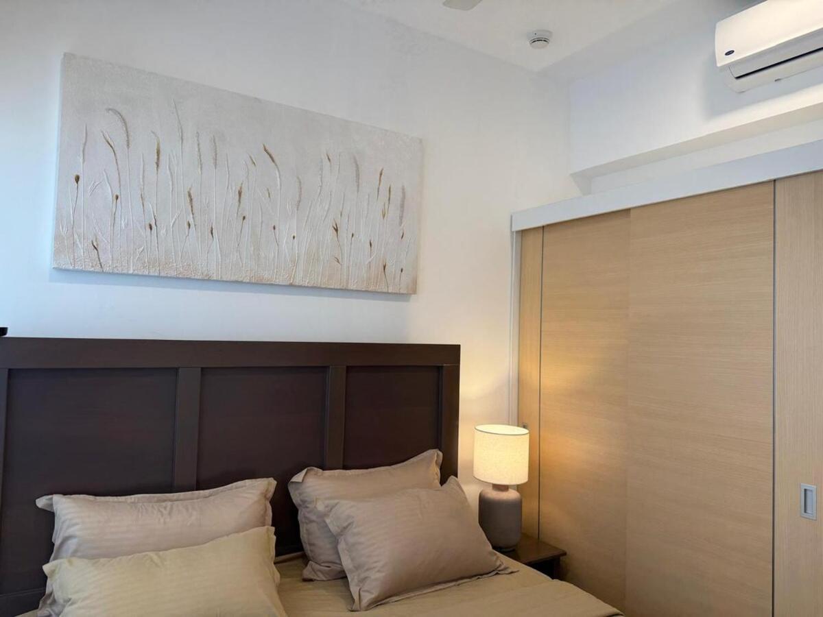 1 Bed 1 Bath In Trizen 02 *