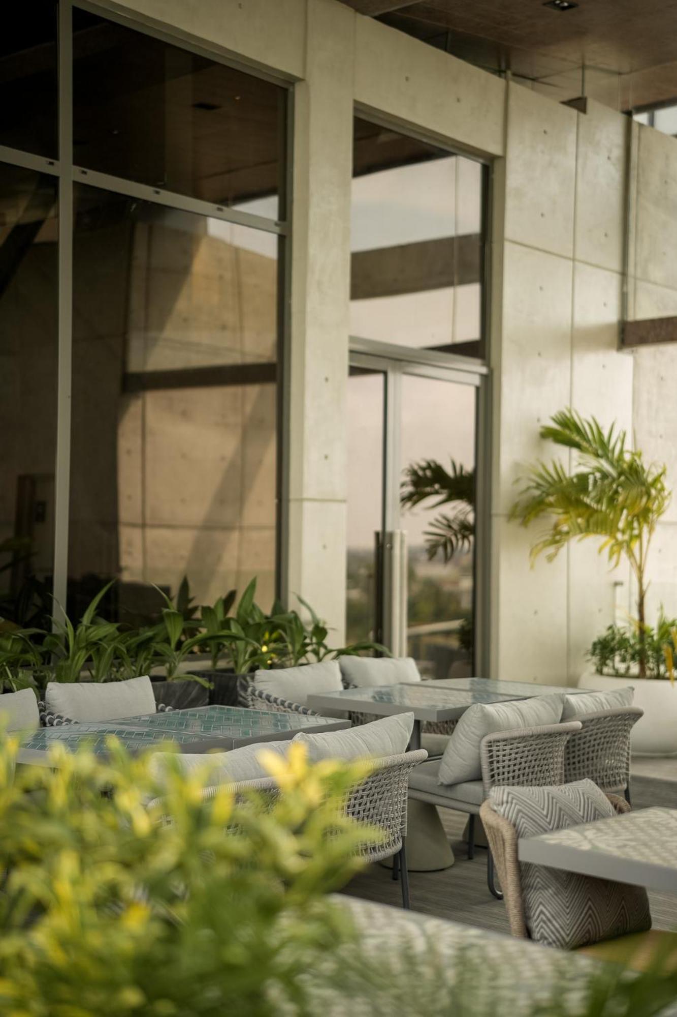 Sesaya Poshtel & Bistro Hotel 4*