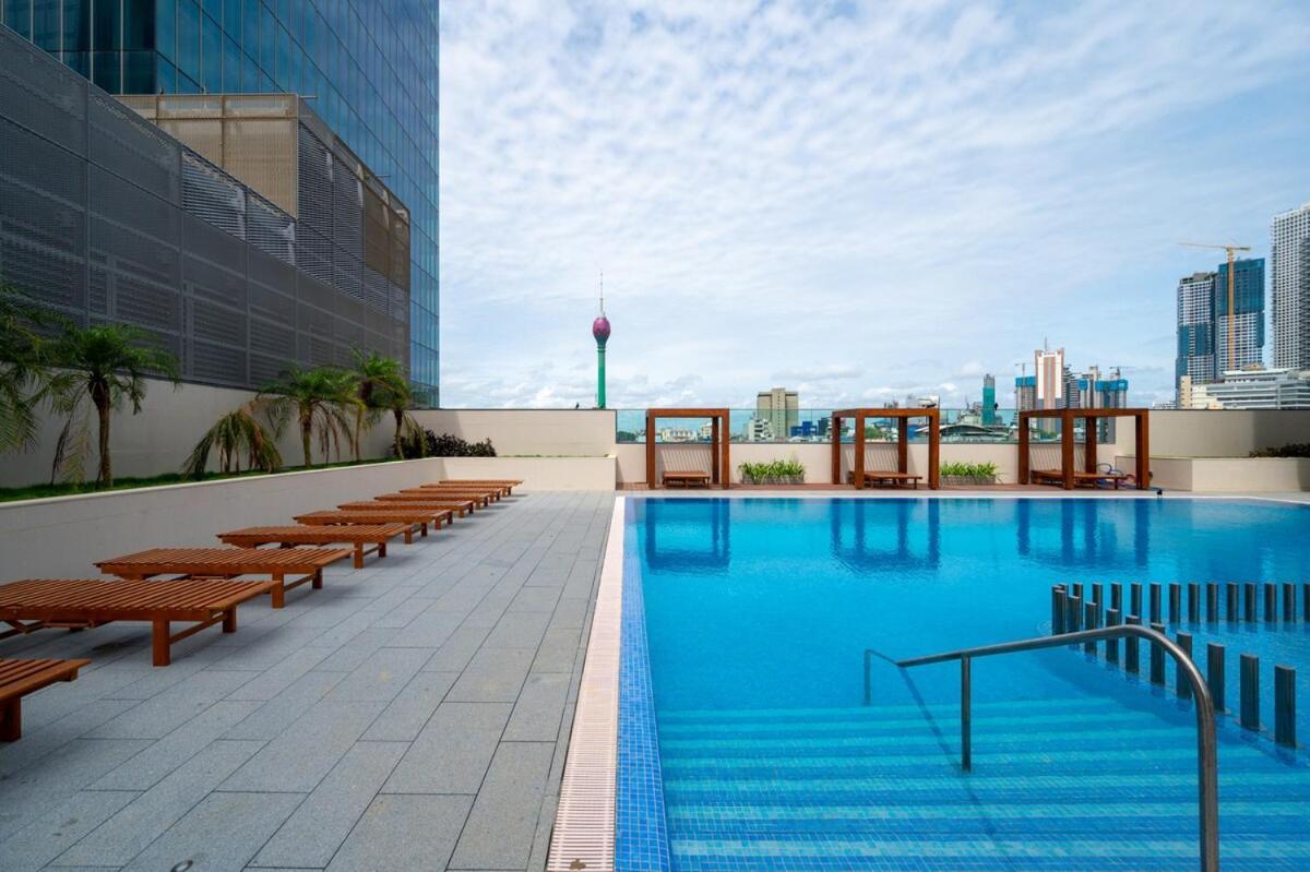 After B00klng Need Scаn Qr-c0dе --skyline Escapes By The Governor Chalet Colombo