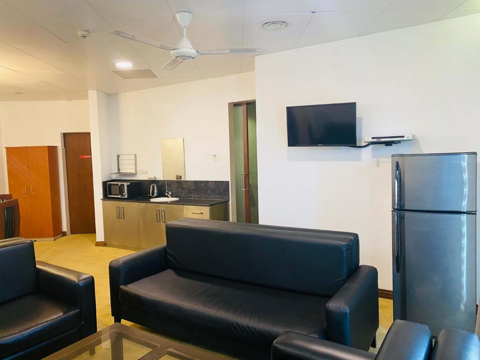Nawaloka Specialist Centre - Mandatory Wellness Health Checkup Colombo
