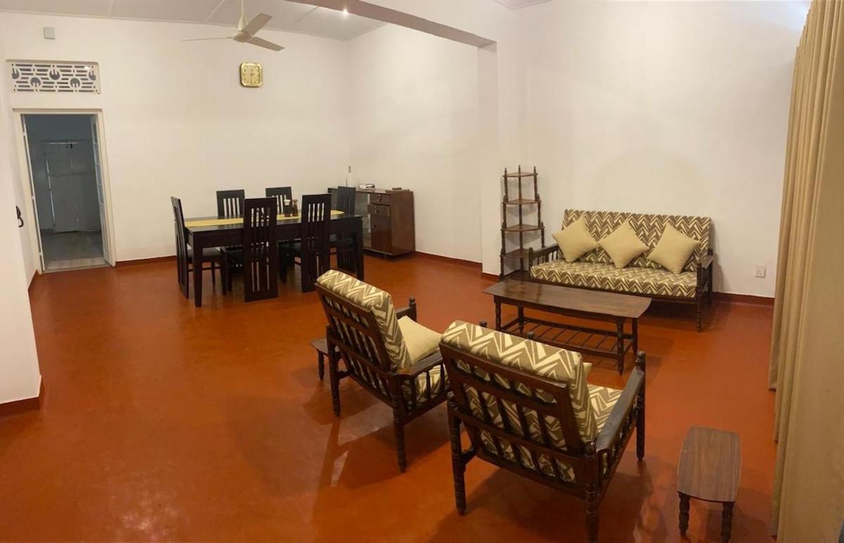 3 Bedrooms In 06 Colombo