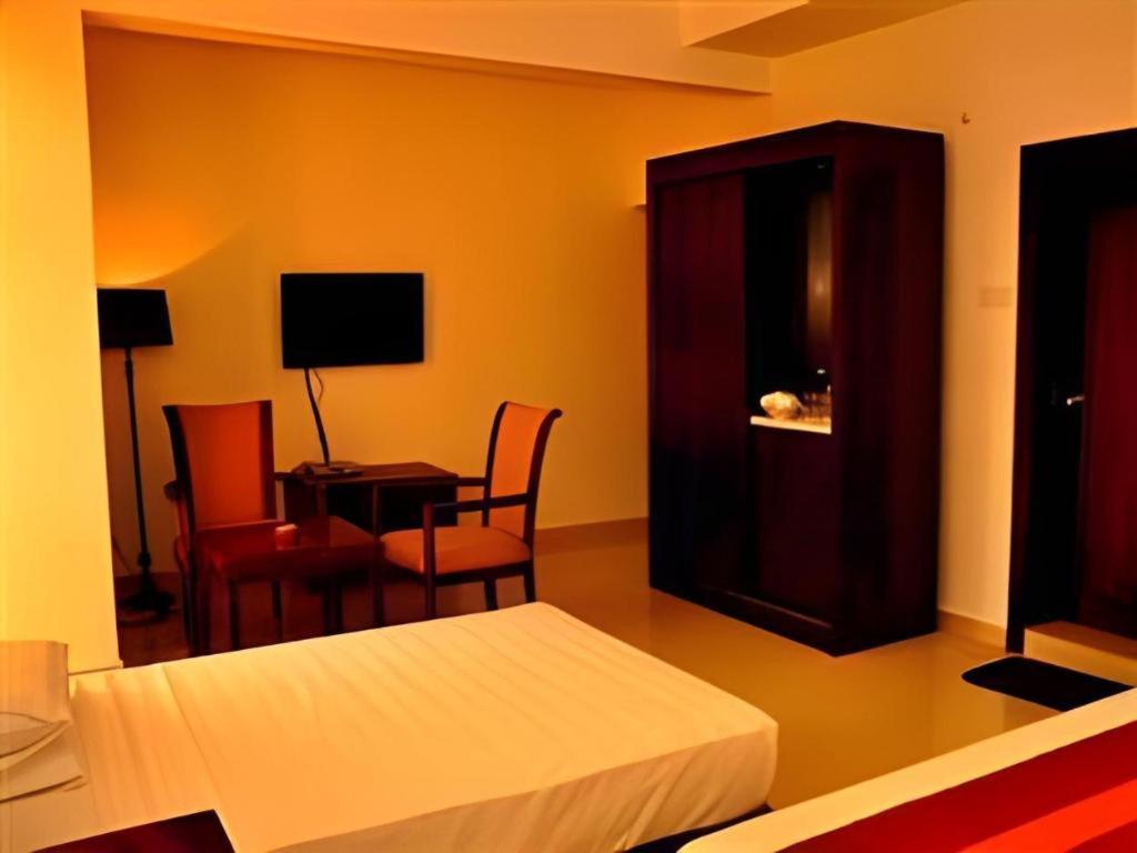 Hotel Sai Sea 3*