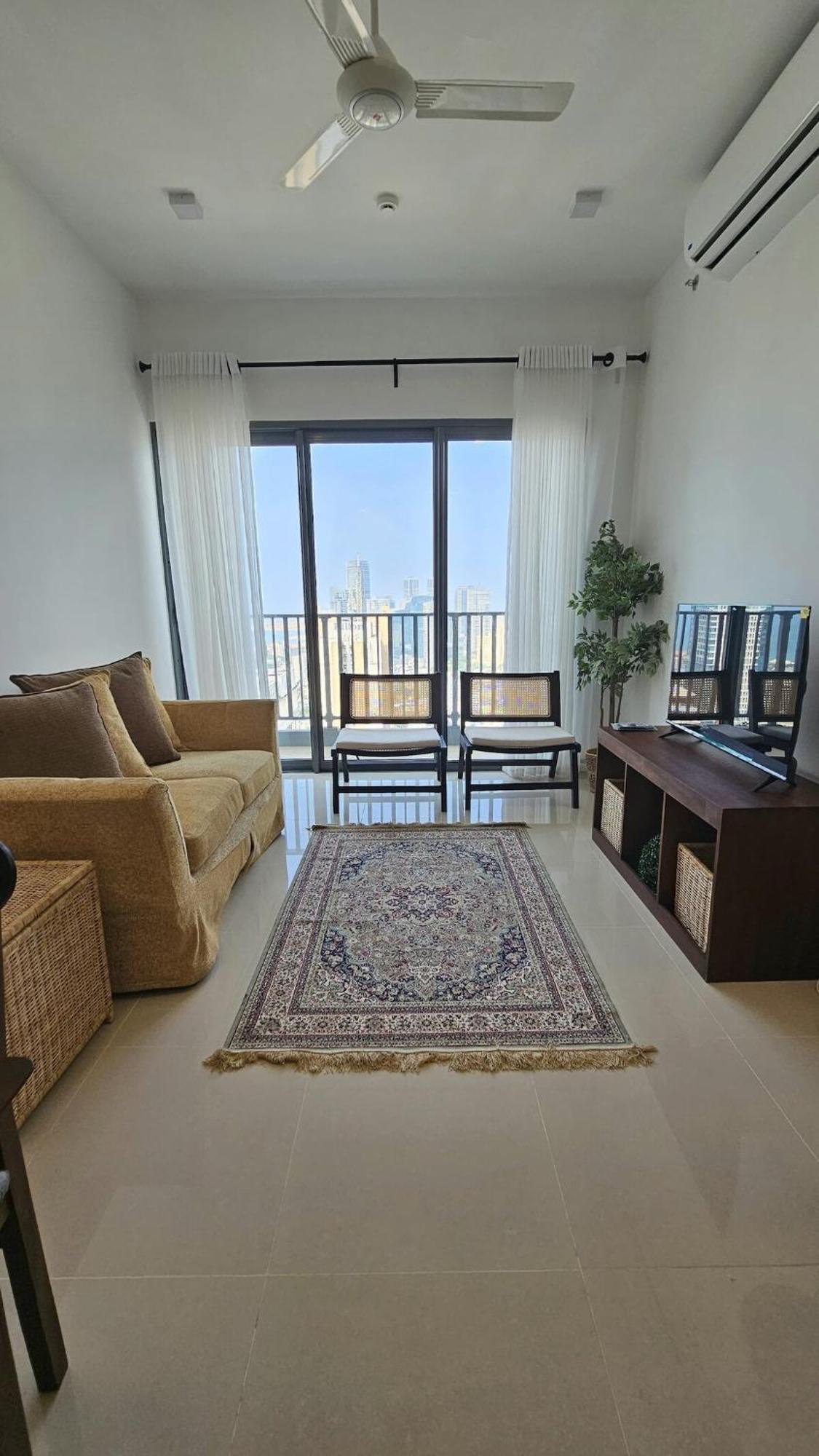 2 Bed Luxury At Tri- Zen 2 Apartment