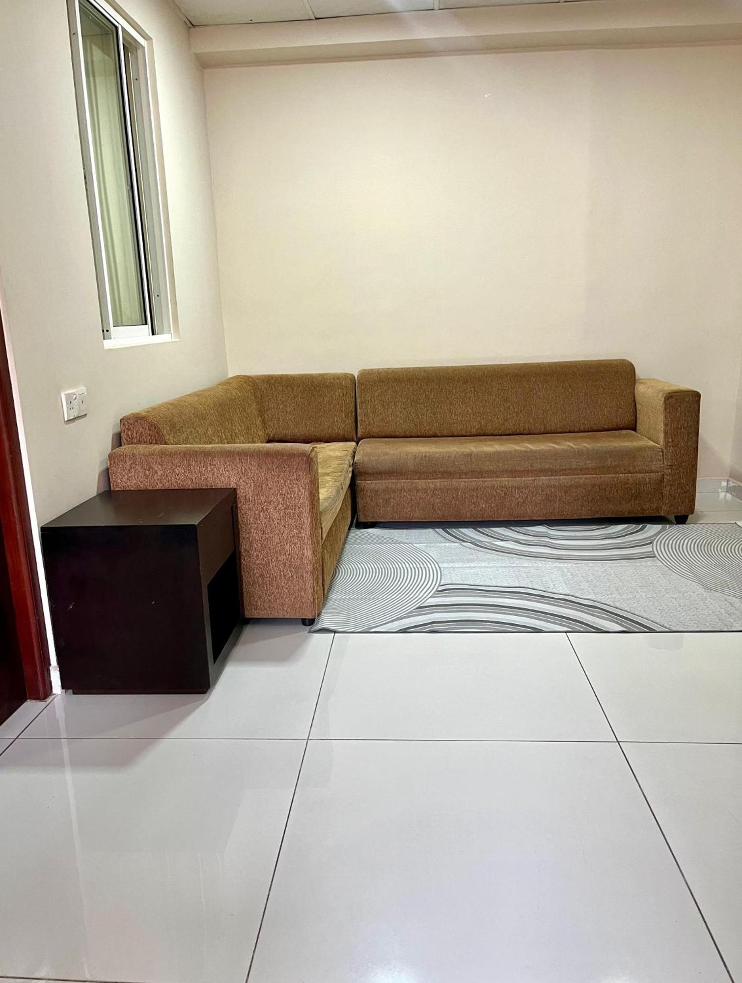 New York And Restaurant Apartment Colombo
