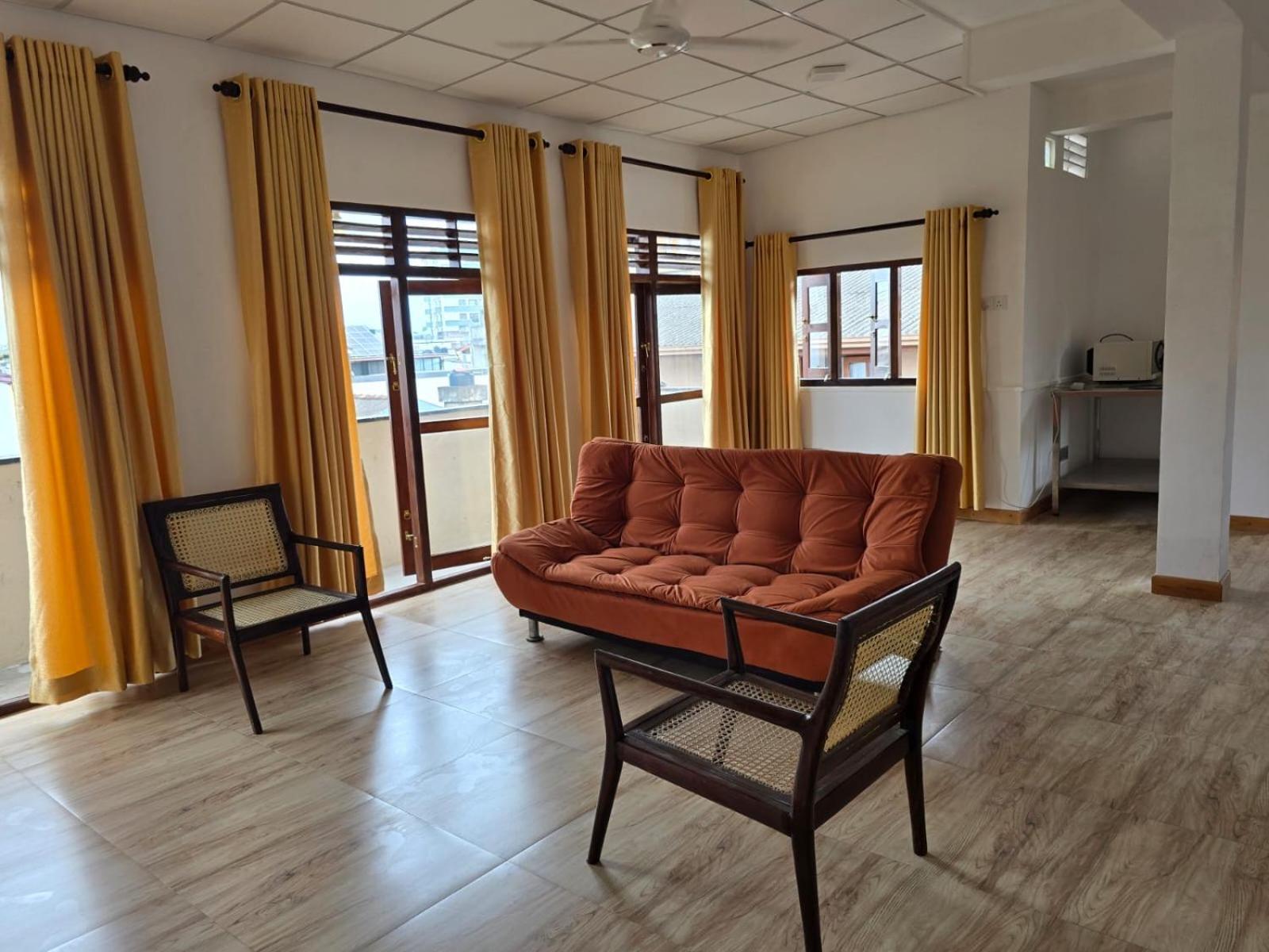 Diwan & Apartment
