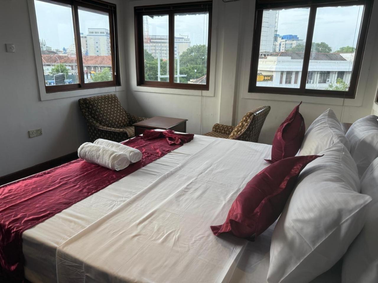 Urban Deck Colombo