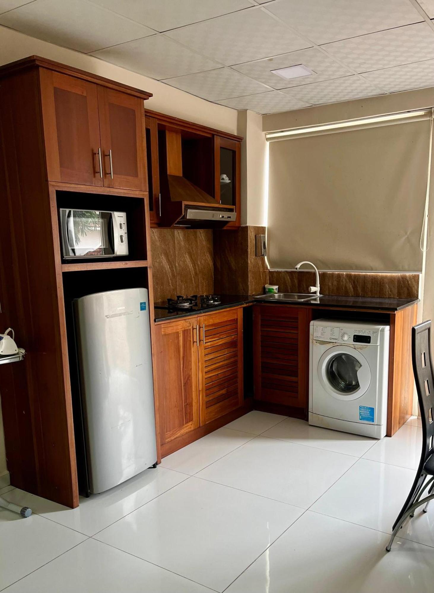 New York And Restaurant Apartment Colombo