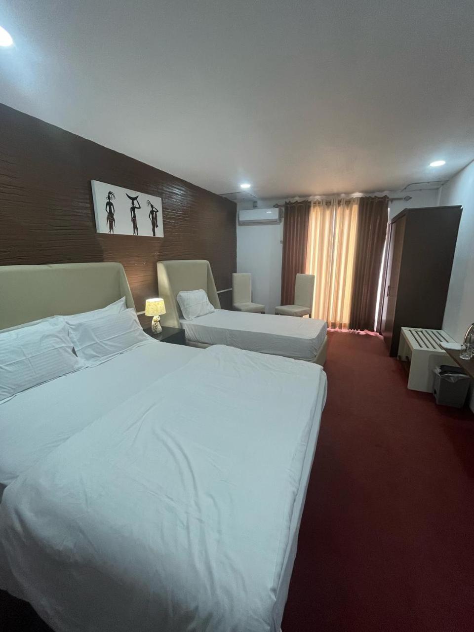 New York And Restaurant Pvt Ltd Apartment