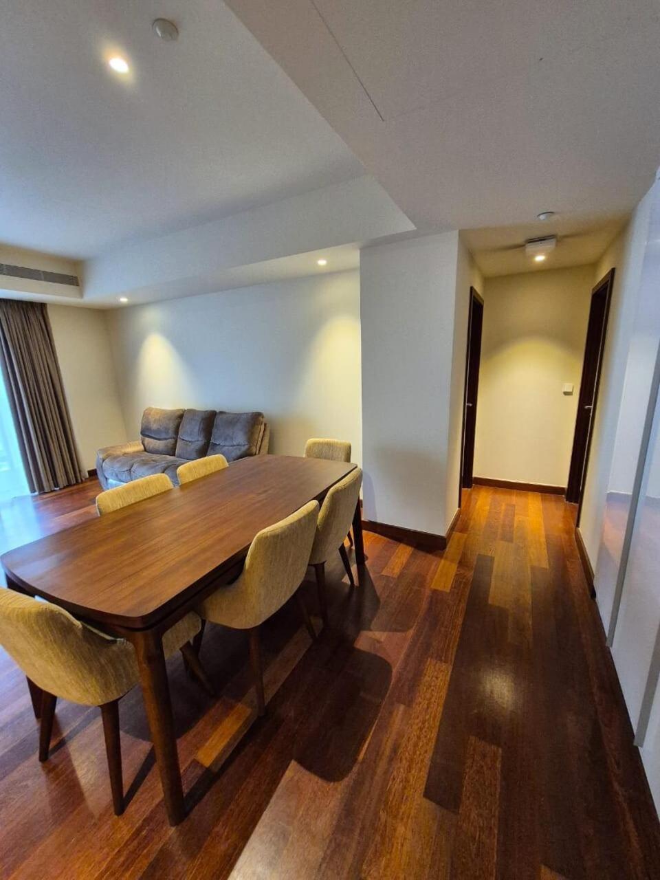 Cinnamon Life Apartment, 02