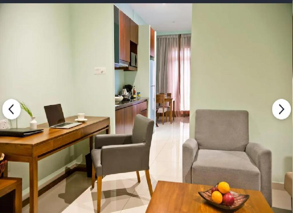 Ocean Edge - 10th Lane, Marine Drive *
