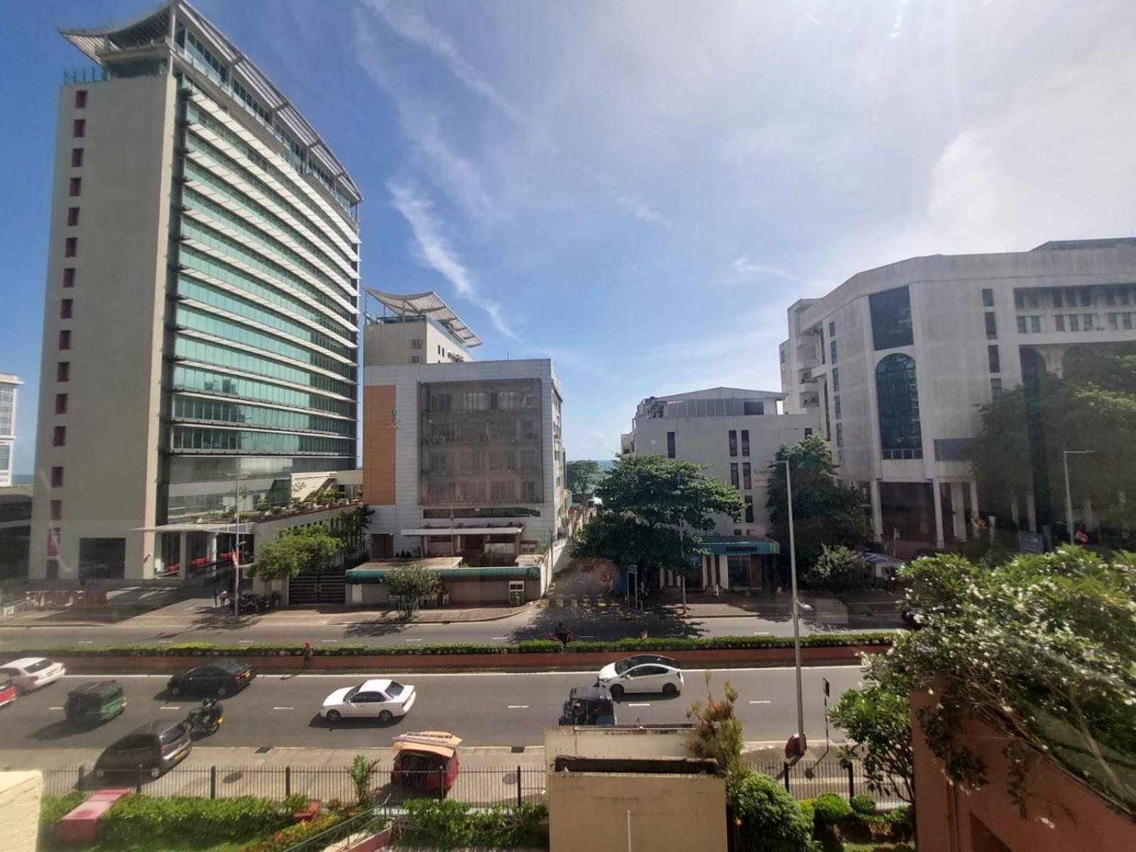 Ceylon Array - Crescat Residencies Apartment *