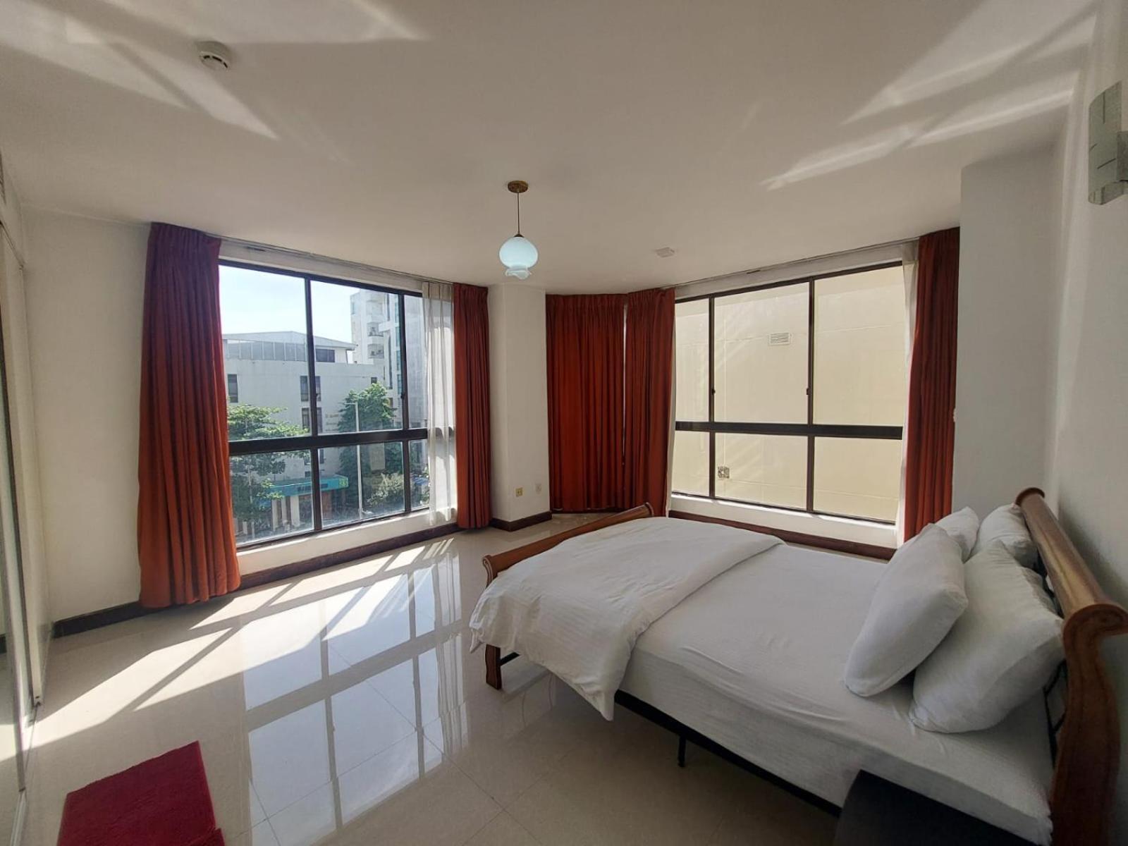 Ceylon Array - Crescat Residencies * Colombo