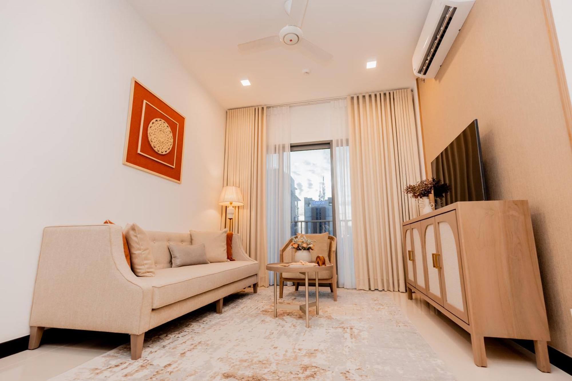 Apartment Royale Trizen By Pinnacle