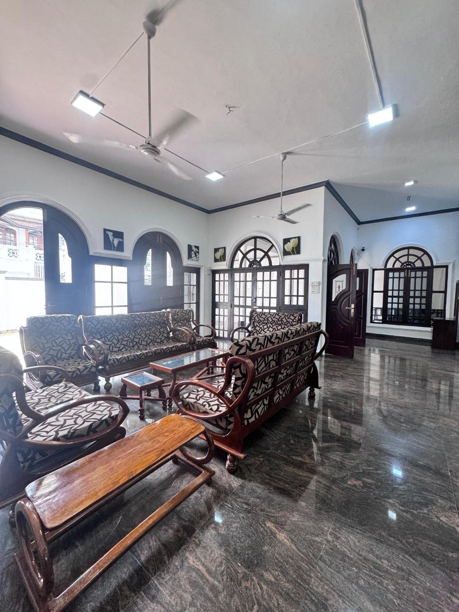 Colombo Hotel