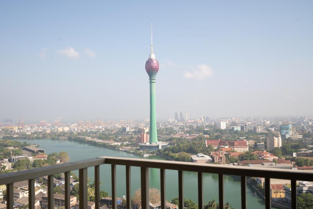 Lotus Tower & Harbour View On320 Apartment *