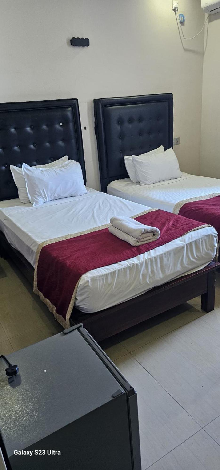 Hotel Lazaani
