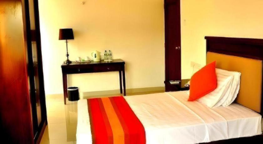 Hotel Sai Sea 3*