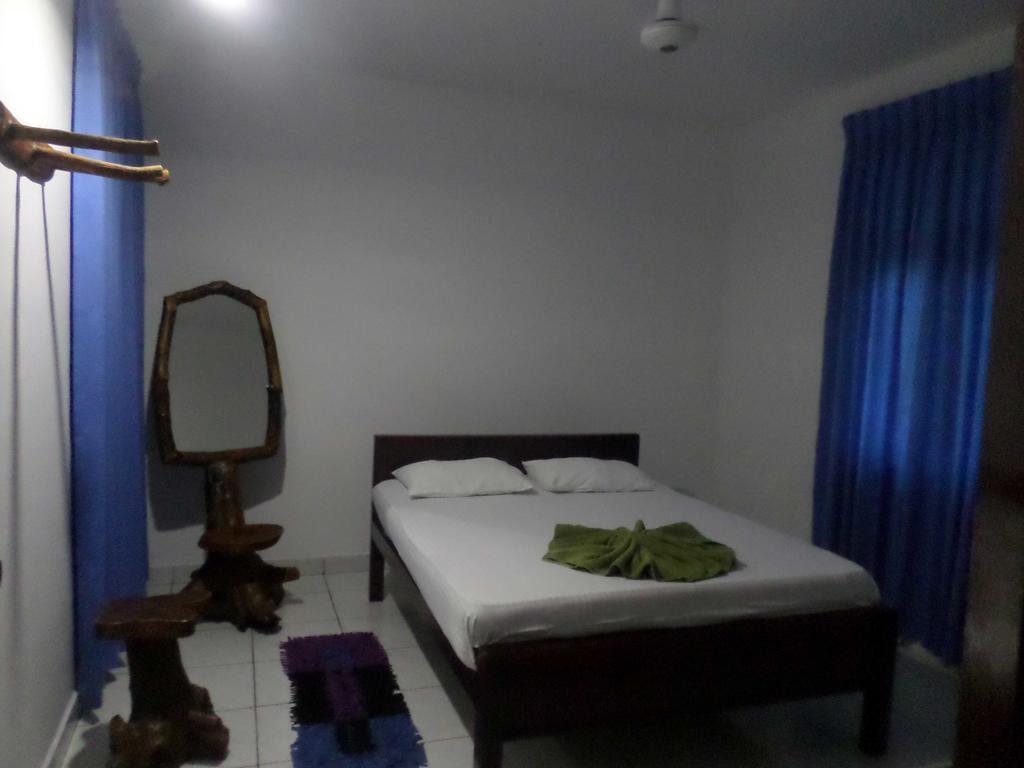 Sasanda 3*