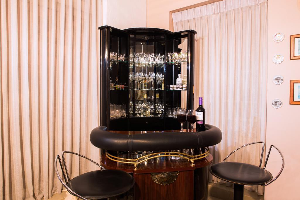 Bed & Breakfast Whitehouse Residencies Colombo
