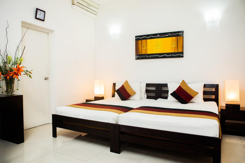 Bed & Breakfast Whitehouse Residencies