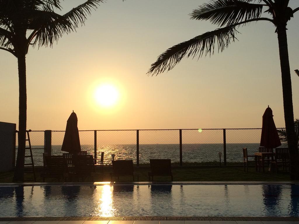 Villa Laguna Beach Sri Lanka Colombo