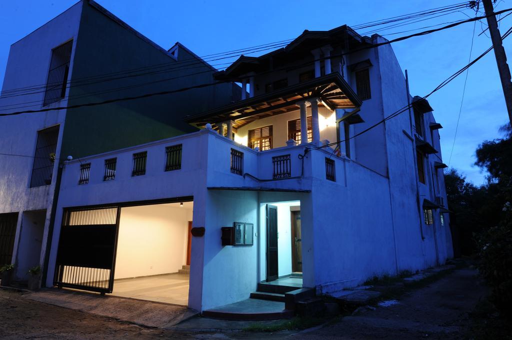 Cheriton Longdon Place 3* Colombo