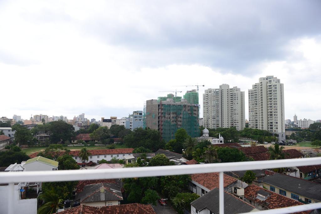 Apartamento Square Residencies *