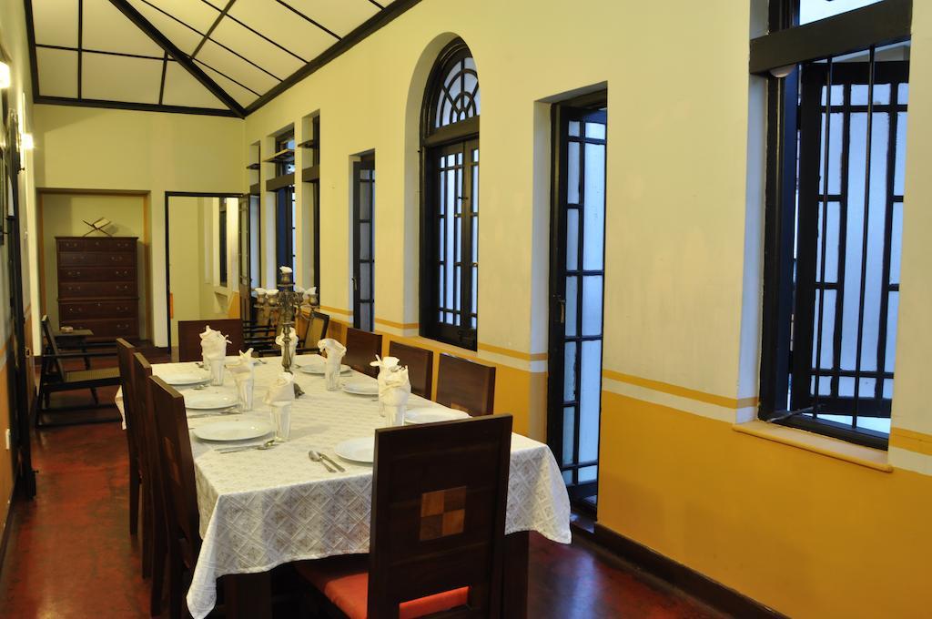 Guest house Cheriton Residencies Colombo