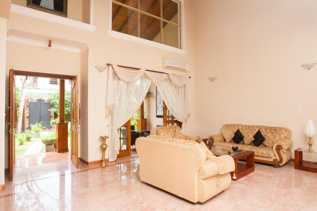 Alankara Villa *