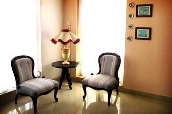 Whitehouse Residencies Bed & Breakfast Colombo