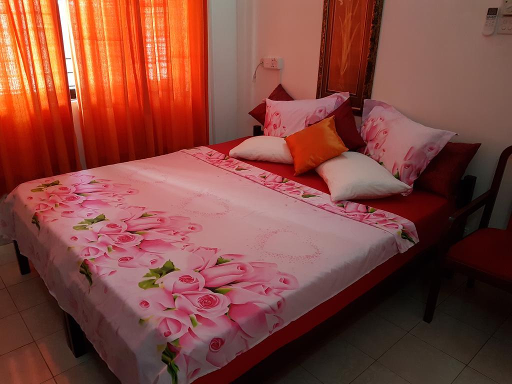 Thambili Island @ Stubbs Guest house
