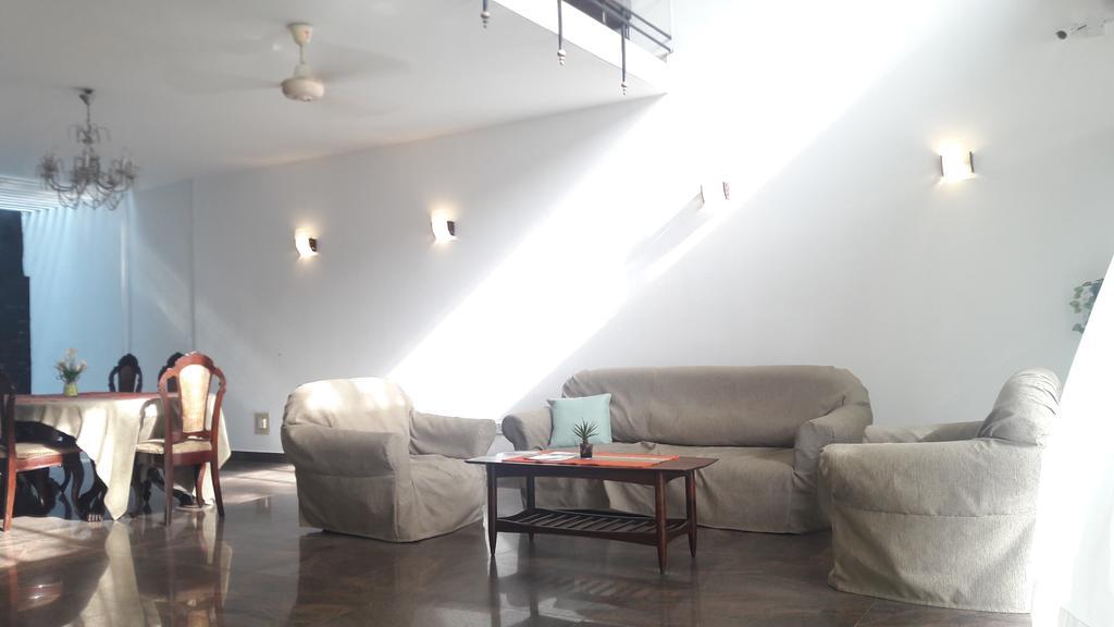 Casa de hóspedes Cool Colombo7