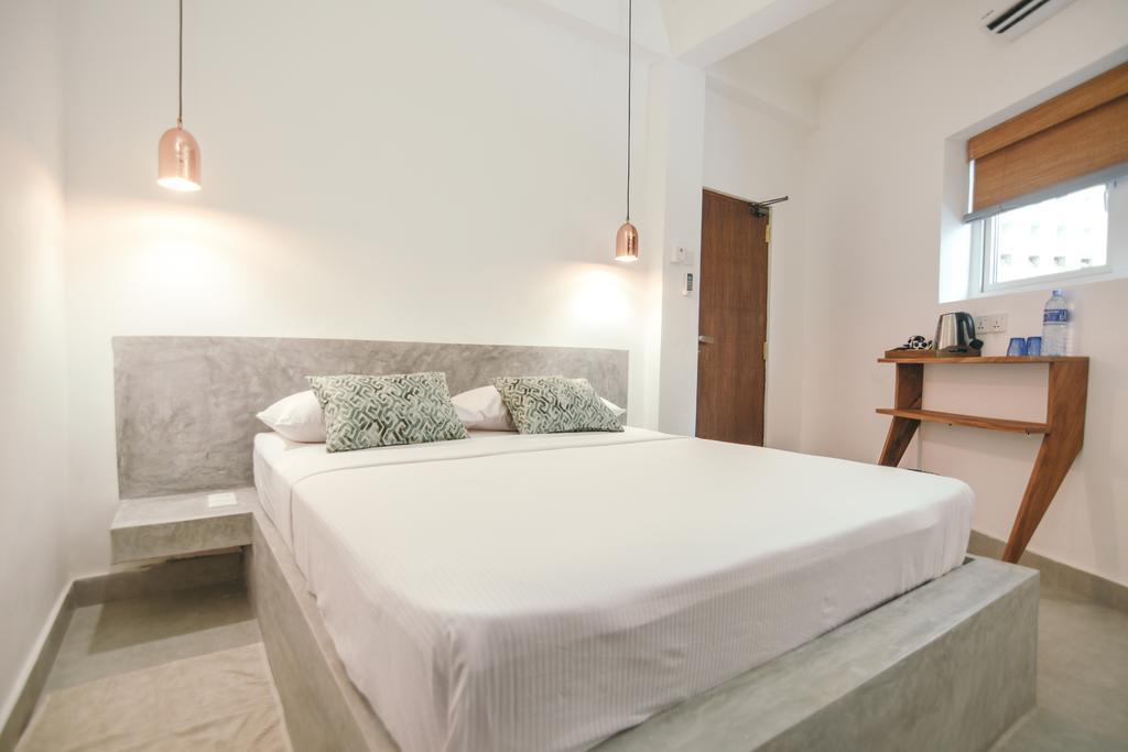 Beds - The Regent 2* Colombo