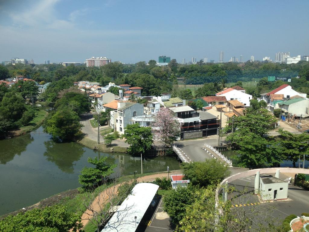 Royal Park Luxury 3 Bedroom Apartment @18