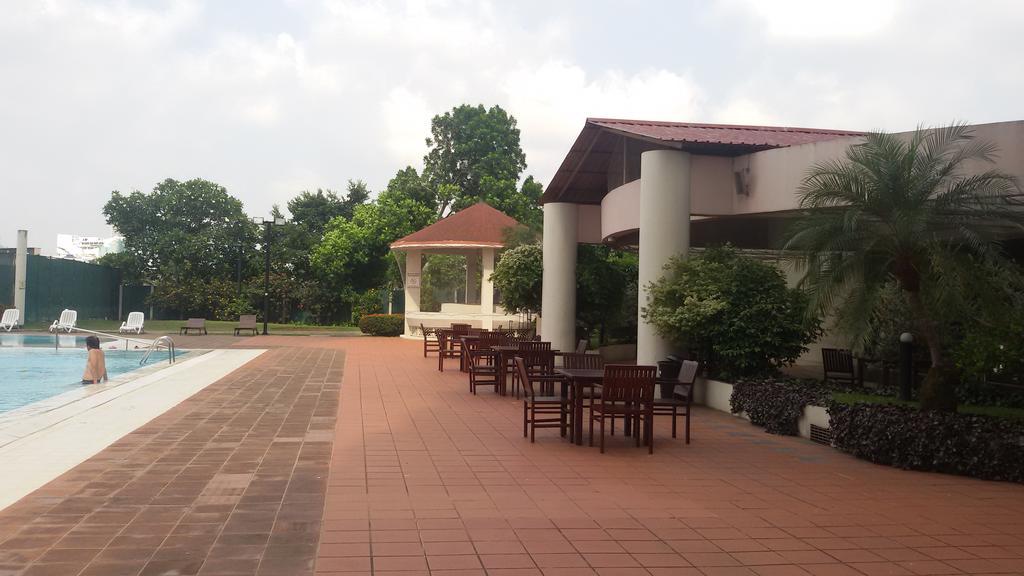 Royal Park Luxury 3 Bedroom Apartment @18