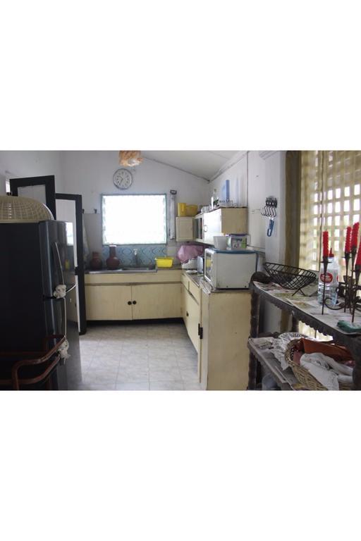 Vista Chelsea Gardens Bnb Bed & Breakfast 2*