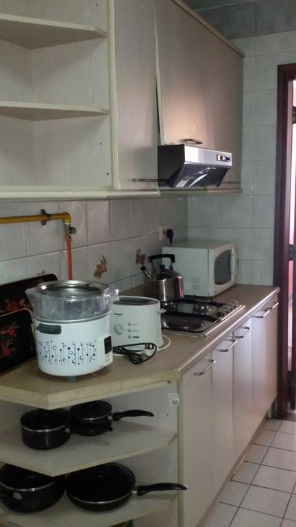 Royal Park Luxury 3 Bedroom Apartment @18 *