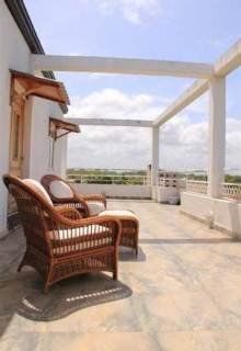 Bed & Breakfast Whitehouse Residencies