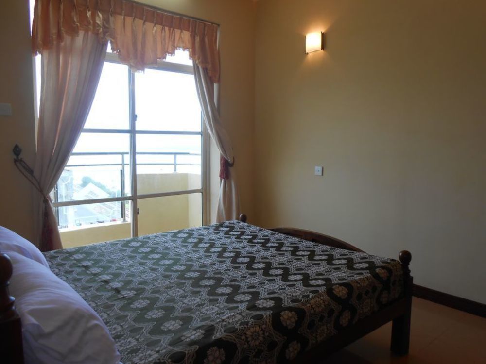 - Collingwood Place Apartment