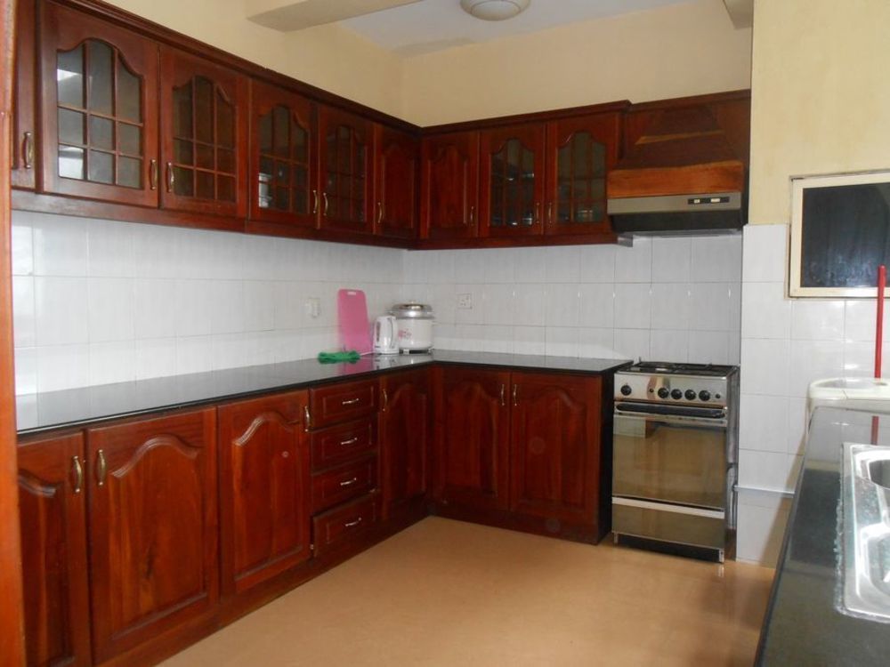 - Collingwood Place Apartment *