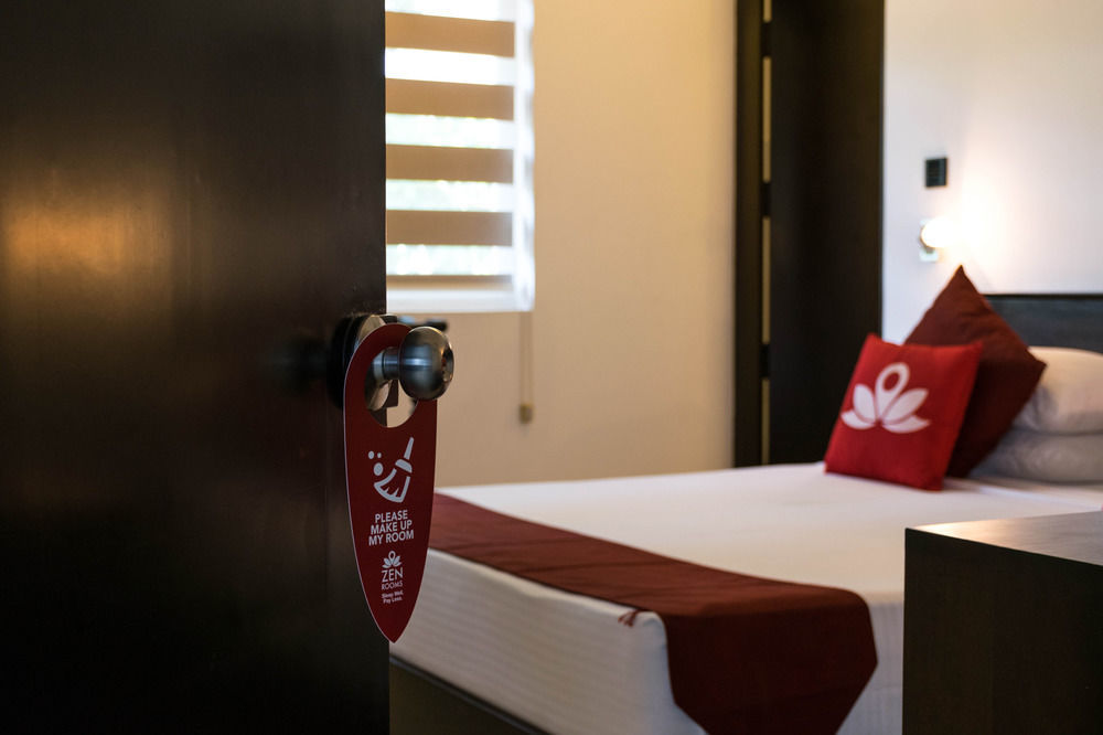 Zen Wellawatte Junction Hotel 2*