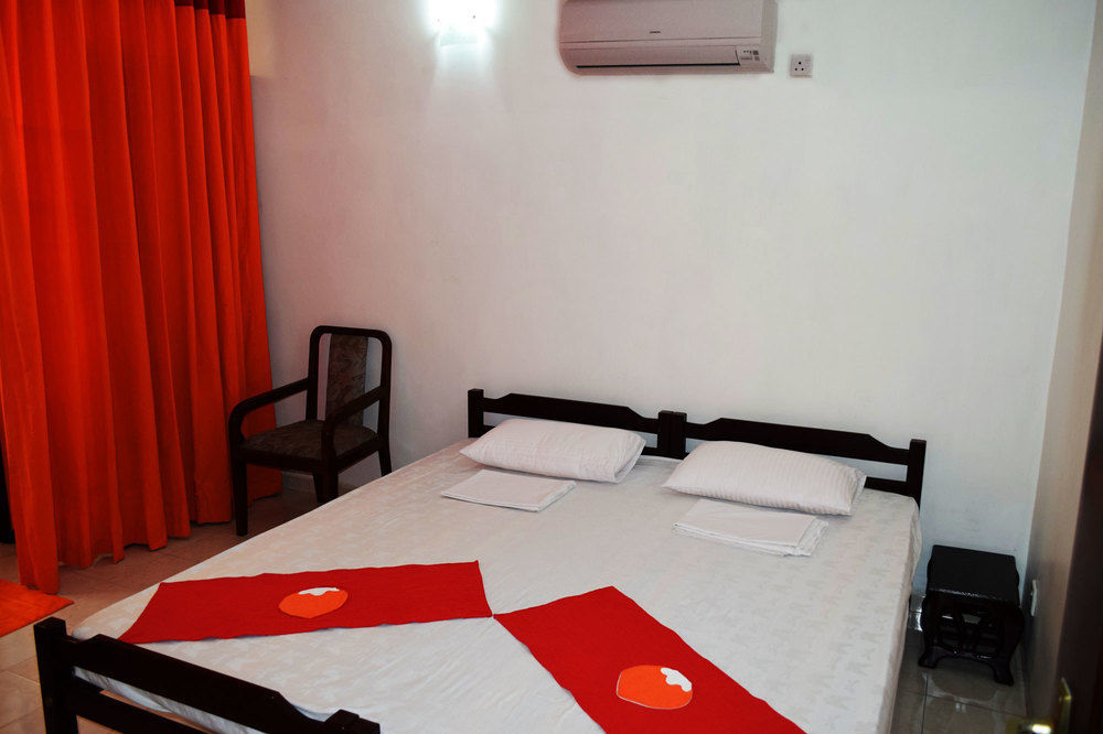 Guest house Thambili Island @ Stubbs