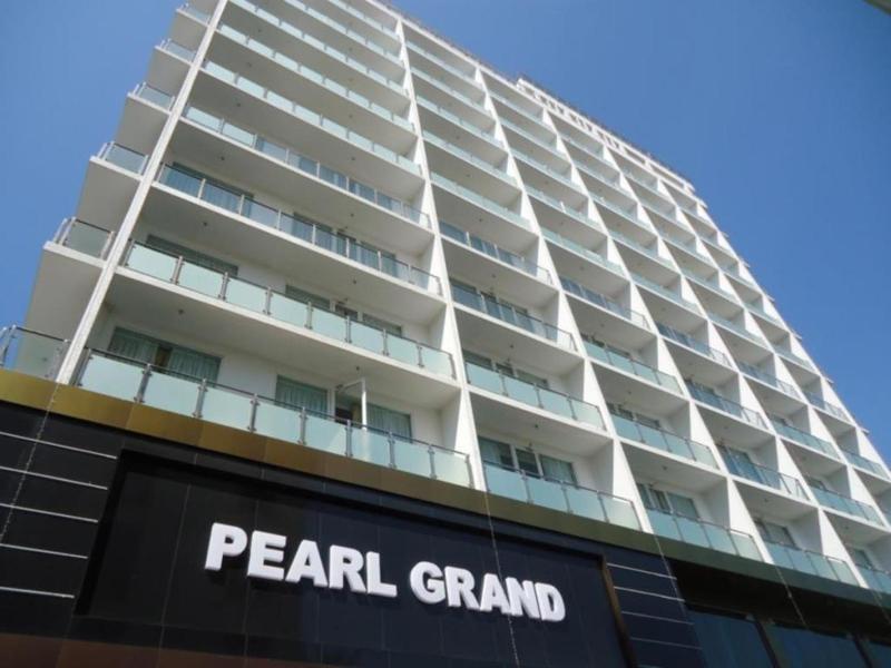 Pearl Grand