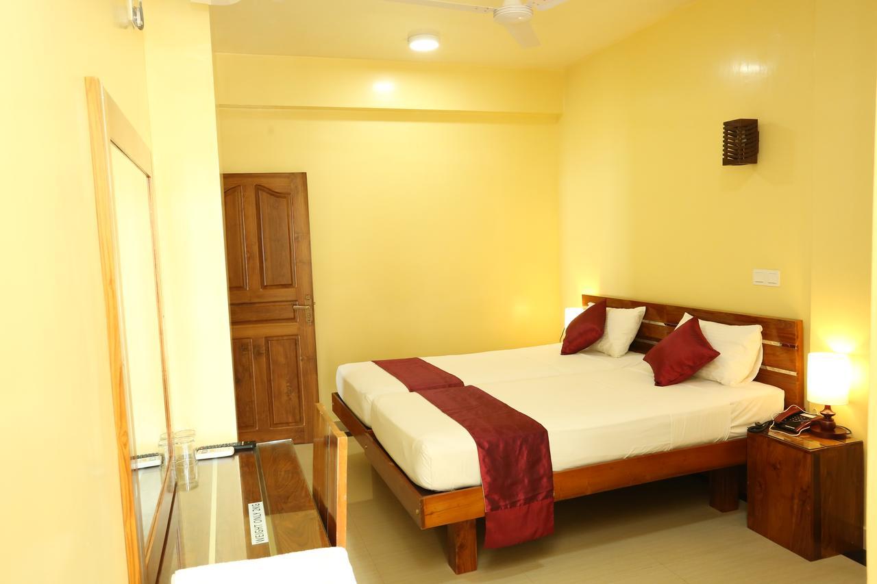 Euro Lanka Hotel 3*